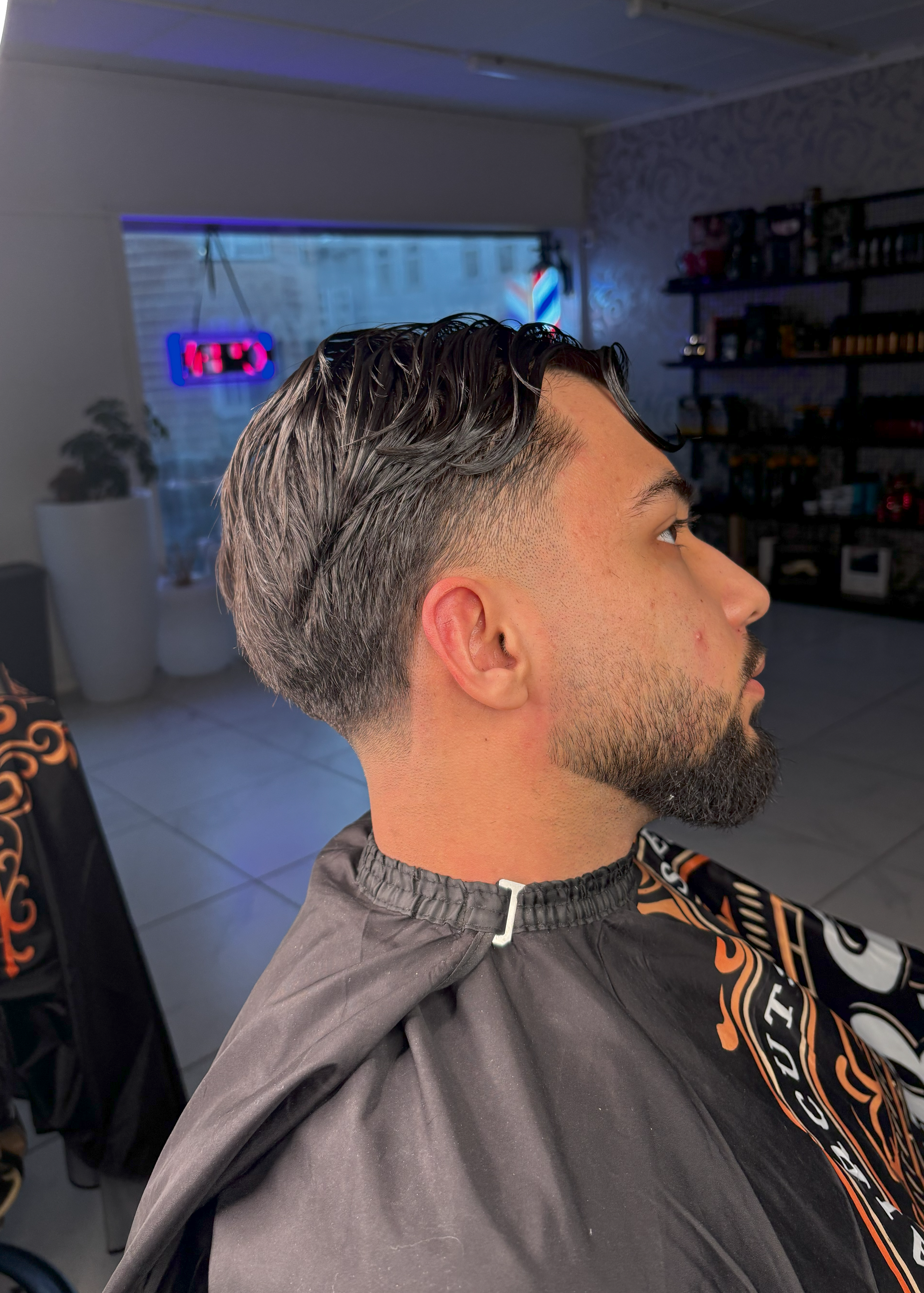 Skin fade – illustrasjonsbilde